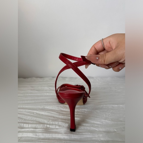 Red straps heels❤️ - Picture 4 of 5